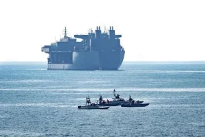 خوش به حال عربستان شد / اولین محموله گرانبها از میان شعله‌های جنگ عبور کرد