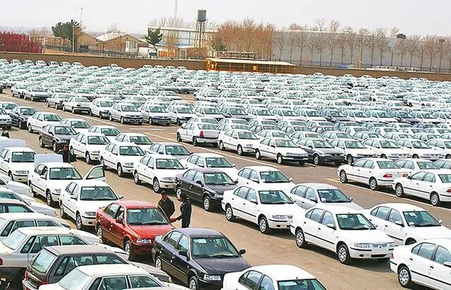 پیش‌بینی قیمت خودرو در روزهای آینده / چرا خودروهای داخلی کمتر از خارجی‌ها گران می‌شوند؟