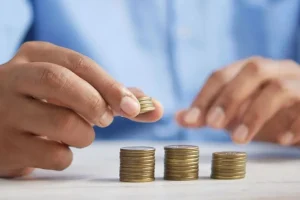 اختلاف بزرگ کارگر و کارفرما بر سر پورسانت / قانون به نفع چه کسی است؟