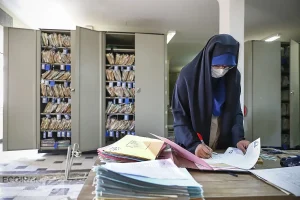 فرصت ویژه برای بانوان شاغل / بازنشستگی زودتر از موعد قطعی شد