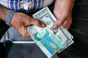 قیمت دلار آزاد امروز چهارشنبه ۲۴ تیر ۱۴۰۵ + جدول