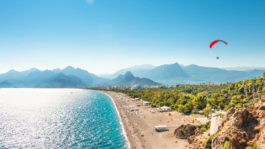 Cheap flight from Lyon to Antalya from 224.00€ | Lyon Aéroport