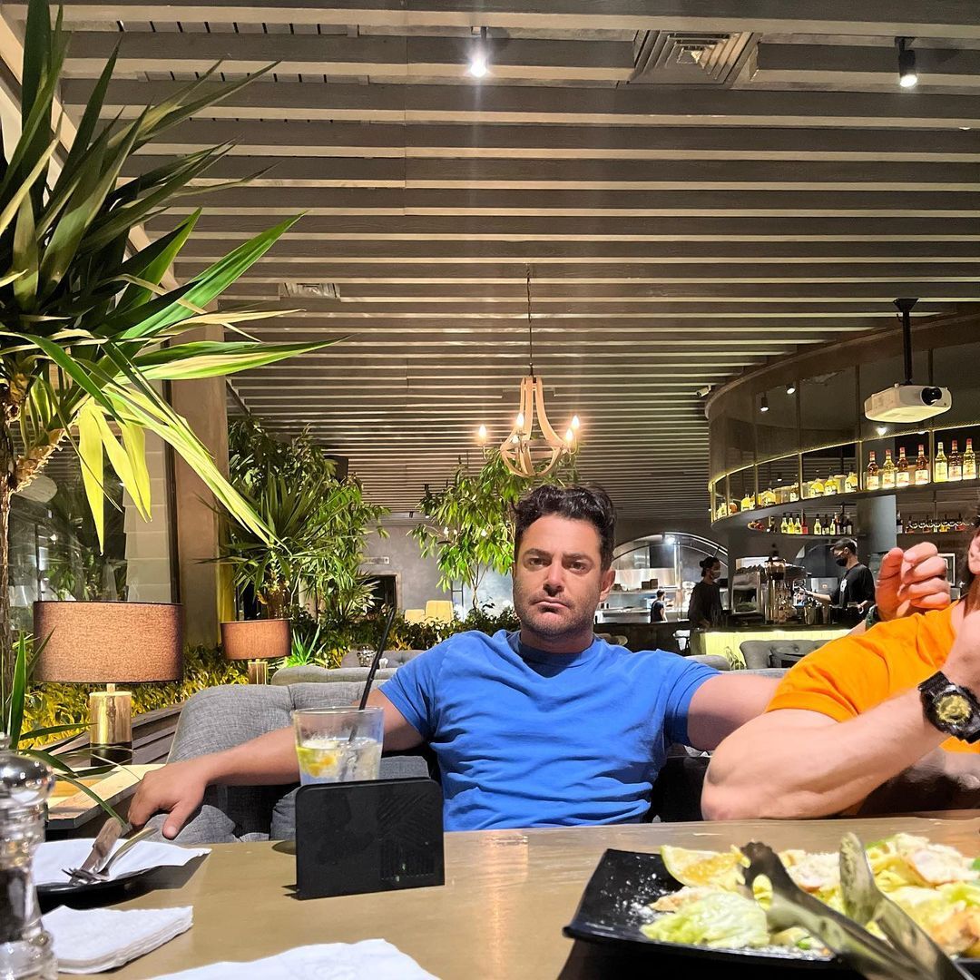 محمدرضا گلزار