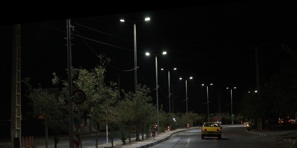 چراغ خیابانی - اکووات